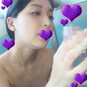 清楚人妻の本番禁止プレイに悶える…ミニスカ奥様が震える禁断の素股
