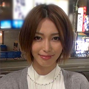 完璧ボディ人妻が溢れ出す性欲！エロス覚醒する歯科医の美妻・しょうこさん