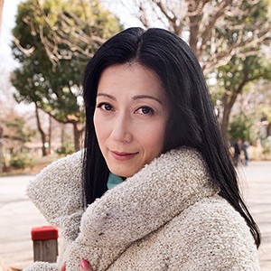 40歳人妻の悶え性態!欲求不満が爆発する濃厚3時間
