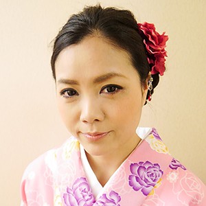 ピンクの着物が溶けるように乱れる…熟女こゆきの艶やかな痴態